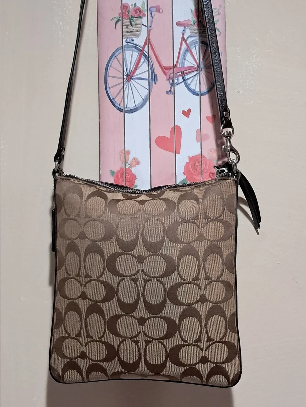Coach ​authentic signature